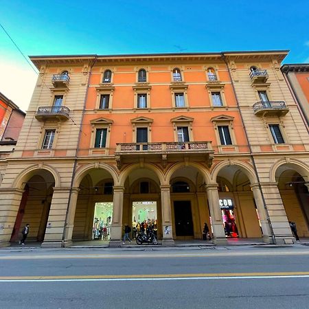 Indipendenza Apartment City Center Болонья Экстерьер фото