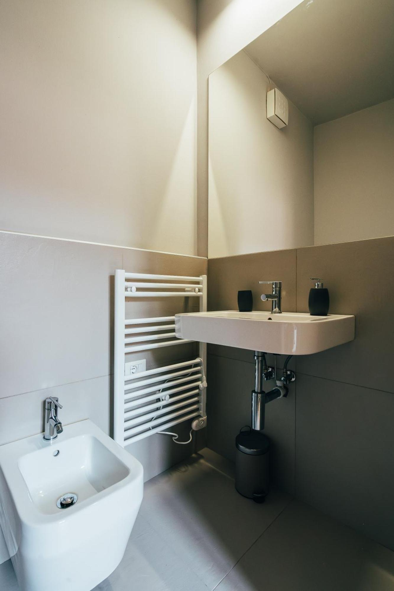 Indipendenza Apartment City Center Болонья Экстерьер фото