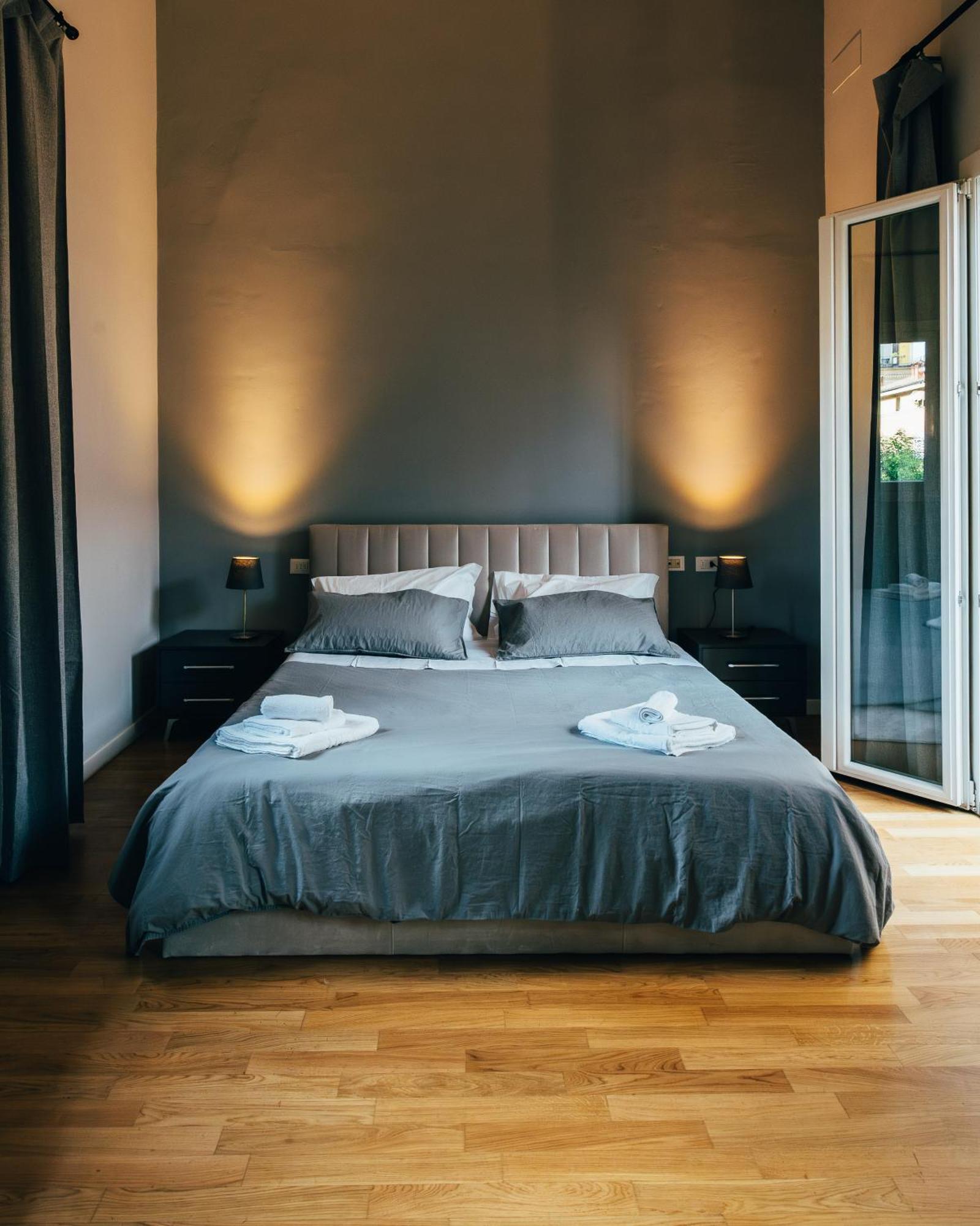 Indipendenza Apartment City Center Болонья Экстерьер фото