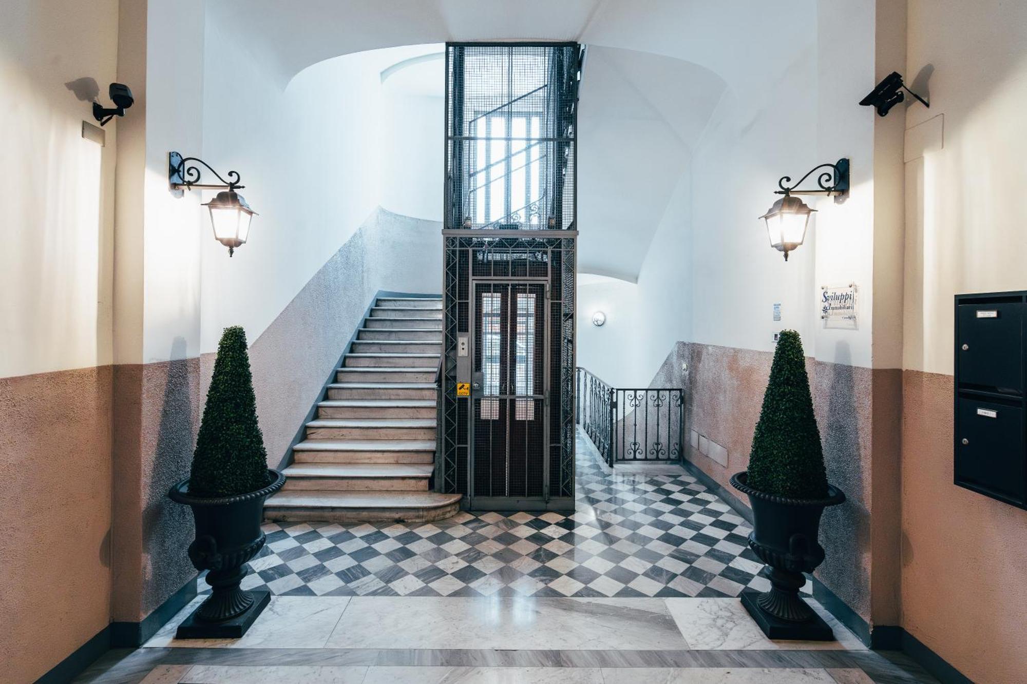 Indipendenza Apartment City Center Болонья Экстерьер фото